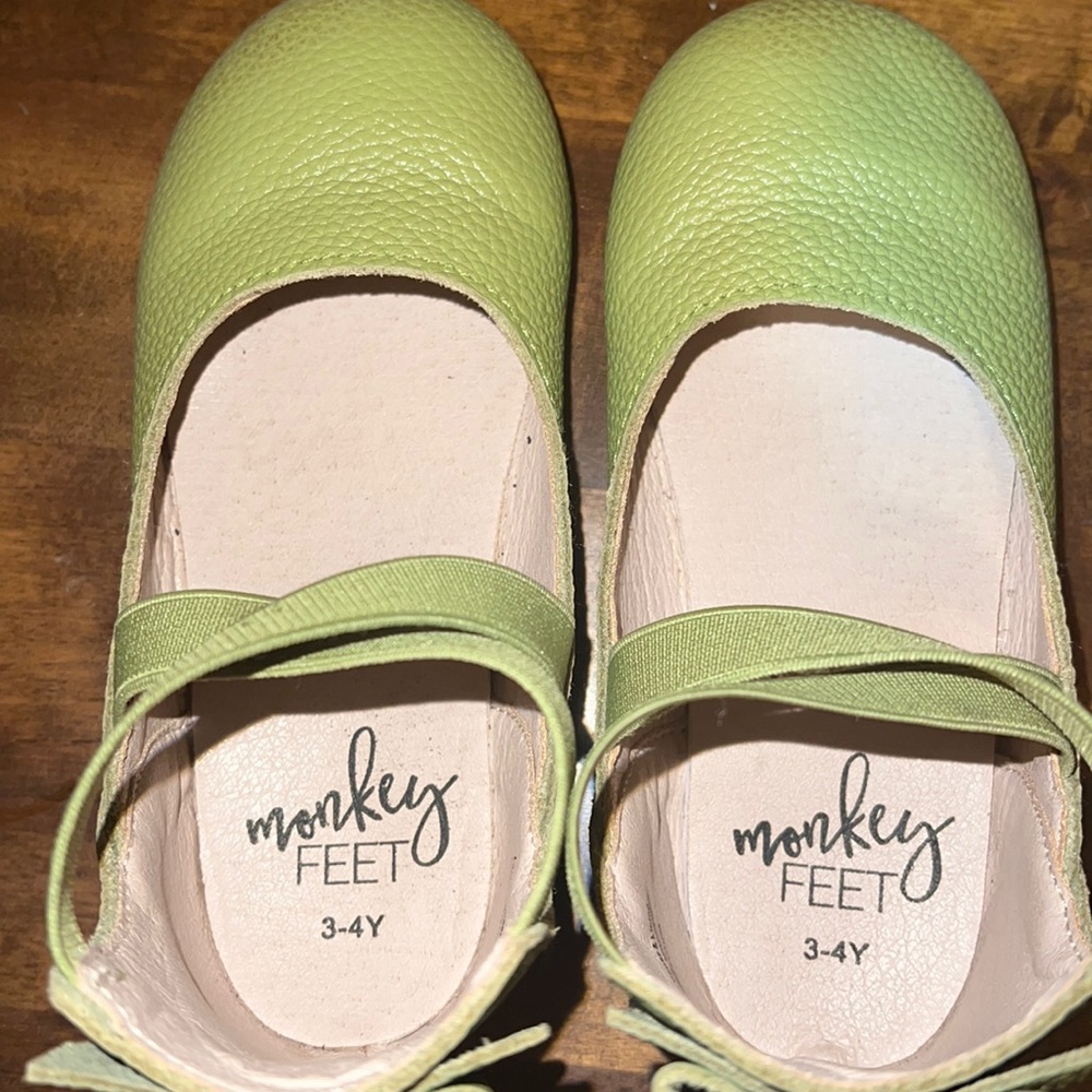 Monkey Feet toddler shoes